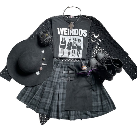 Ripple Junction The Craft Weirdos graphic black tee - Picture 12 of 16